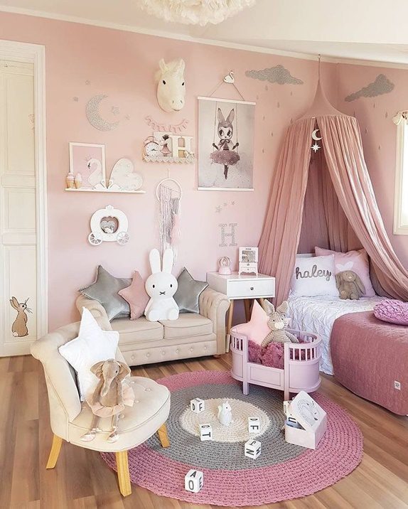 dormitorio para nina color rosa 16
